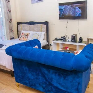 Well-appointed studio apartment in Kamakis